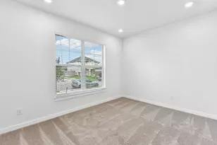 212 Royal Fern Rd, Hutto, TX 78634 - Photo 15