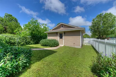 411 Haupt, Kyle, TX 78640 - Photo 13