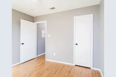 4900 E Stassney Lane, Austin, TX 78744 - Photo 19