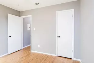 4900 E Stassney Ln, Austin, TX 78744 - Photo 19