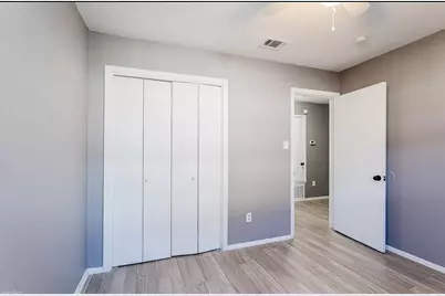 4900 E Stassney Lane, Austin, TX 78744 - Photo 13