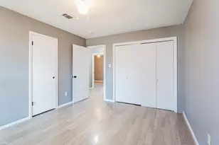 4900 E Stassney Ln, Austin, TX 78744 - Photo 11