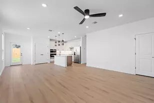 125 Adlai Ave, Georgetown, TX 78633 - Photo 9