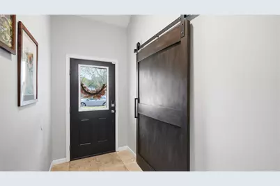 5513 Kayview Drive, Austin, TX 78749 - Photo 3