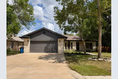 1605 Century Oaks Drive, Lockhart, TX 78644 - Photo 5