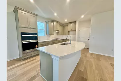 380 Young Street, Buda, TX 78610 - Photo 5