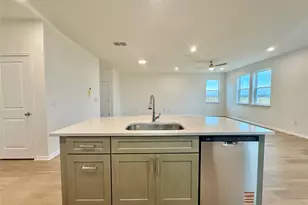 380 Young St, Buda, TX 78610 - Photo 9