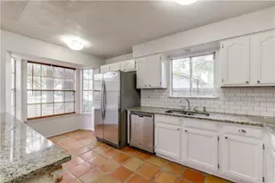 4200 Everest Ln, Austin, TX 78727 - Photo 11