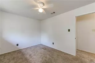 4200 Everest Ln, Austin, TX 78727 - Photo 19