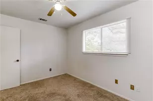 4200 Everest Ln, Austin, TX 78727 - Photo 23