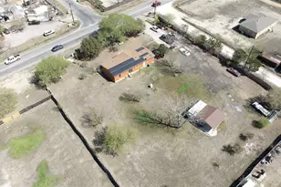 750 High Rd, Kyle, TX 78640 - Photo 35