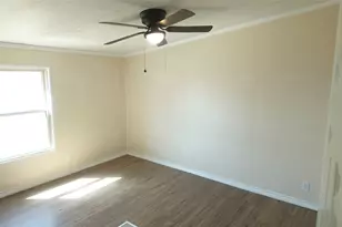 750 High Rd, Kyle, TX 78640 - Photo 23