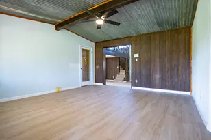 1012 Hill St, Burnet, TX 78611 - Photo 3