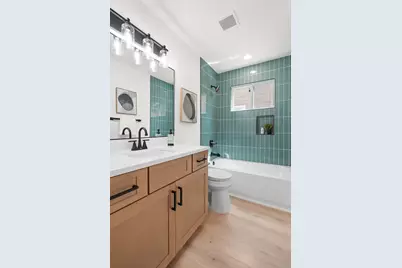 6807 Luckenbach Lane, Austin, TX 78729 - Photo 21