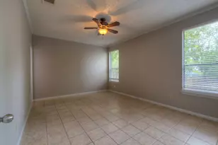 1710 Woodwind Ln, Austin, TX 78758 - Photo 9