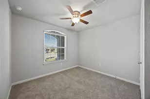 118 Rochester Ln, Hutto, TX 78634 - Photo 19