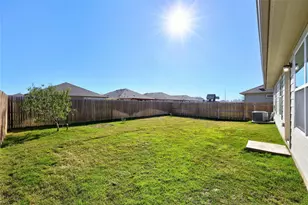 118 Rochester Ln, Hutto, TX 78634 - Photo 29