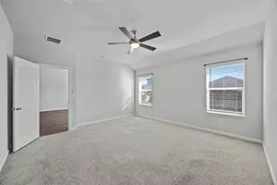 118 Rochester Ln, Hutto, TX 78634 - Photo 13