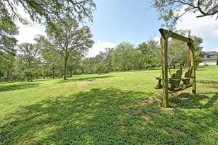 111 Trinity St, Cedar Creek, TX 78612 - Photo 31