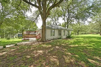 111 Trinity Street, Cedar Creek, TX 78612 - Photo 29