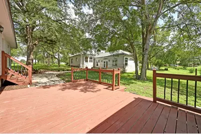 111 Trinity Street, Cedar Creek, TX 78612 - Photo 25