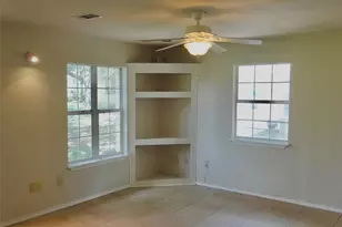 111 Trinity St, Cedar Creek, TX 78612 - Photo 33