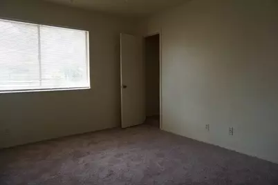 5919 Hidden Valley Trail, Austin, TX 78744 - Photo 7