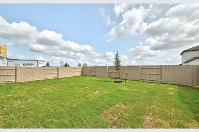 9612 Golden Lion Drive, Austin, TX 78744 - Photo 19