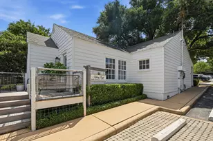 1903 W 30th St, Austin, TX 78703 - Photo 23