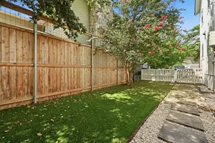 1903 W 30th St, Austin, TX 78703 - Photo 3
