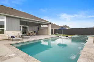 153 McNaughton Dr, Liberty Hill, TX 78642 - Photo 3