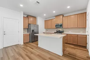 223 Flowers Ave, Hutto, TX 78634 - Photo 9