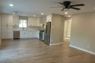 3100 Barnsley Dr, Austin, TX 78745 - Photo 5