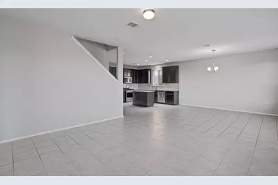 7001 Midlothian Drive, Austin, TX 78754 - Photo 5