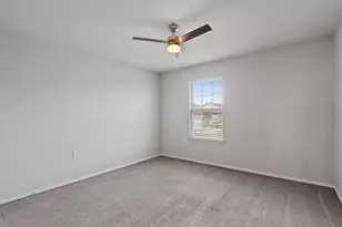 7001 Midlothian Dr, Austin, TX 78754 - Photo 31