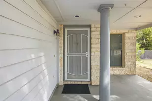 9125 Vigen Cir, Austin, TX 78748 - Photo 3