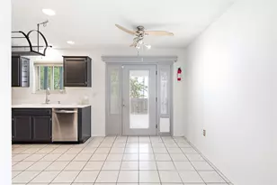 9125 Vigen Cir, Austin, TX 78748 - Photo 9