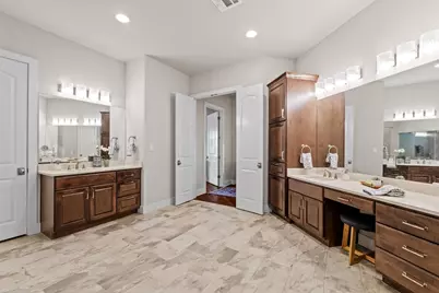 18817 Hidden Ridge Place, Jonestown, TX 78645 - Photo 19
