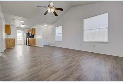 8118 W Gate Boulevard #B, Austin, TX 78745 - Photo 5