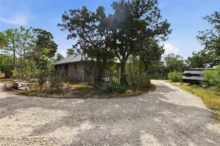 4640 Cottonwood Rd, Wimberley, TX 78676 - Photo 29