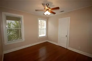 907 E 38th St, Austin, TX 78705 - Photo 3
