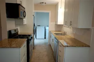 907 E 38th St, Austin, TX 78705 - Photo 1