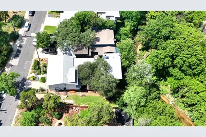 1700 S 6th Street, Austin, TX 78704 - Photo 35