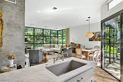 1700 S 6th Street, Austin, TX 78704 - Photo 11