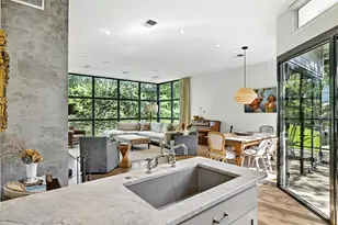 1700 S 6th St, Austin, TX 78704 - Photo 11