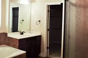 8512 Alophia Dr, Austin, TX 78739 - Photo 11