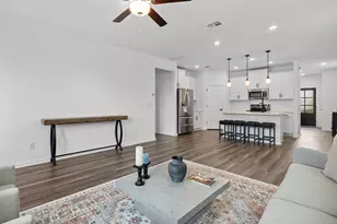 126 Unakite Trl, Liberty Hill, TX 78642 - Photo 9