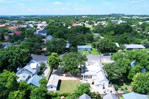 410 E Schubert St, Fredericksburg, TX 78624 - Photo 19