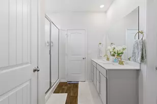 128 Finley Rae Dr, Georgetown, TX 78626 - Photo 17