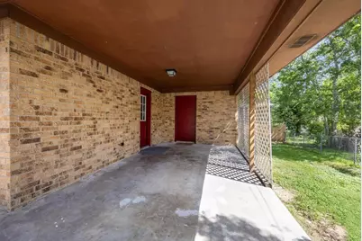 1201 E Alamo Street, Brenham, TX 77833 - Photo 11